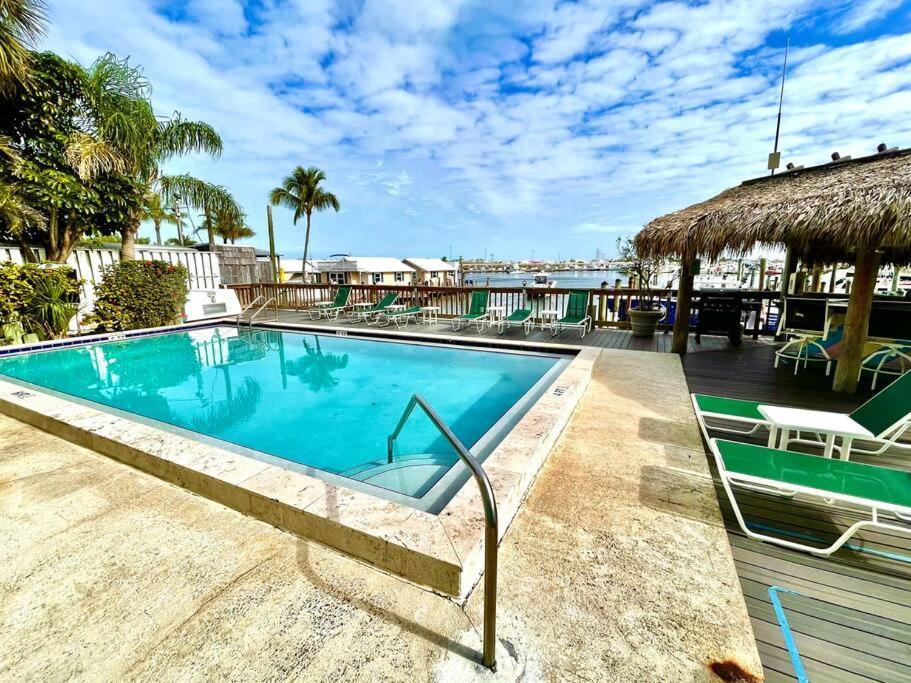 St Kitts - Downtown Waterfront Penthouse Pool Dock Parking Villa Key West Exterior foto